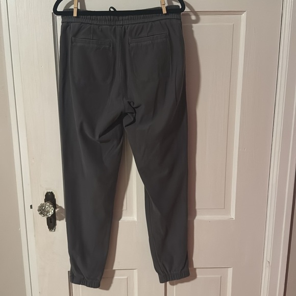 Athleta Gray Cotton Twill Farallon Jogger Women's Pants Size 2 - Picture 6 of 9
